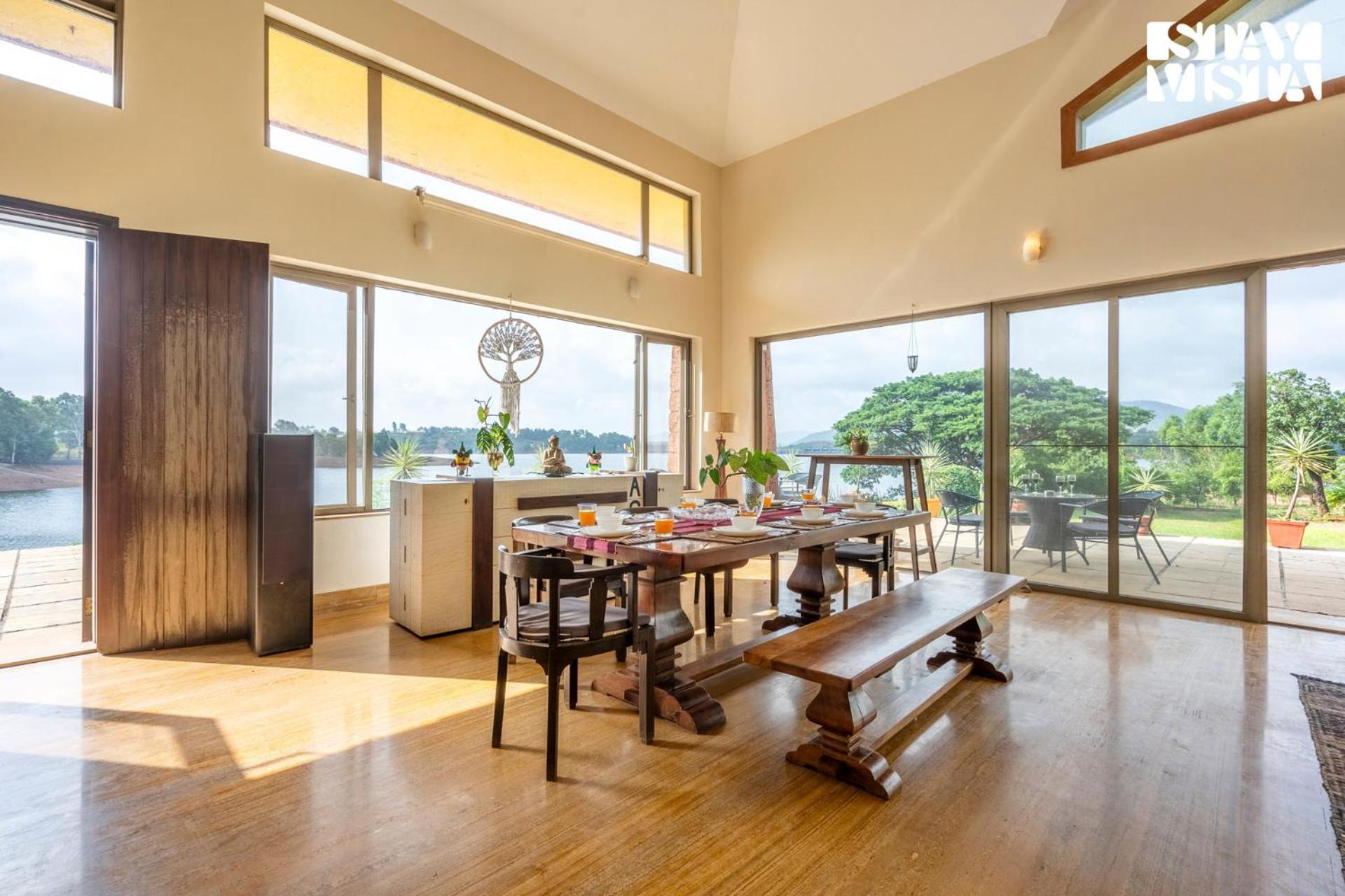 Stayvista At Three Shores With Lake View & Alfresco Dining Khamshet Kültér fotó