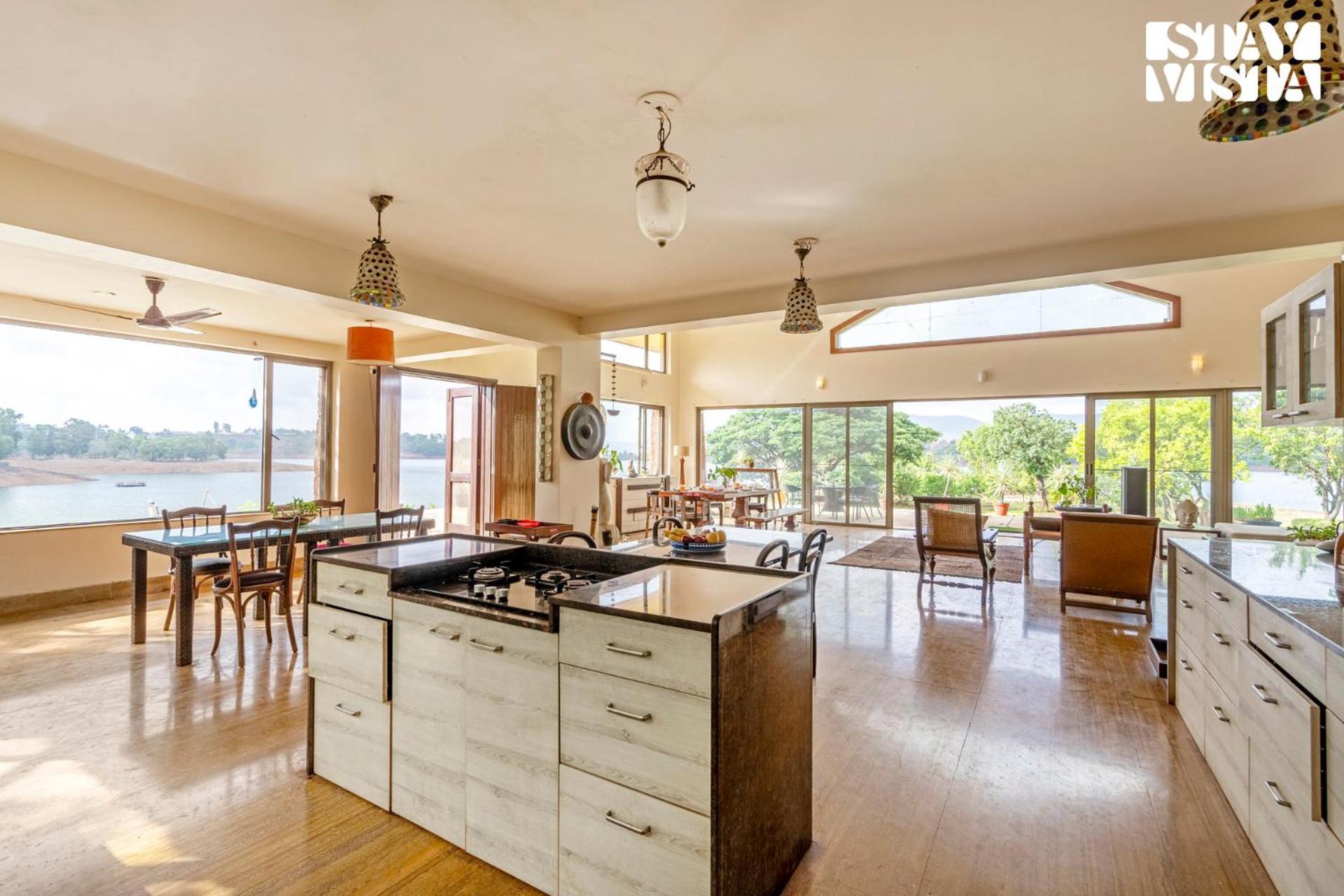 Stayvista At Three Shores With Lake View & Alfresco Dining Khamshet Kültér fotó