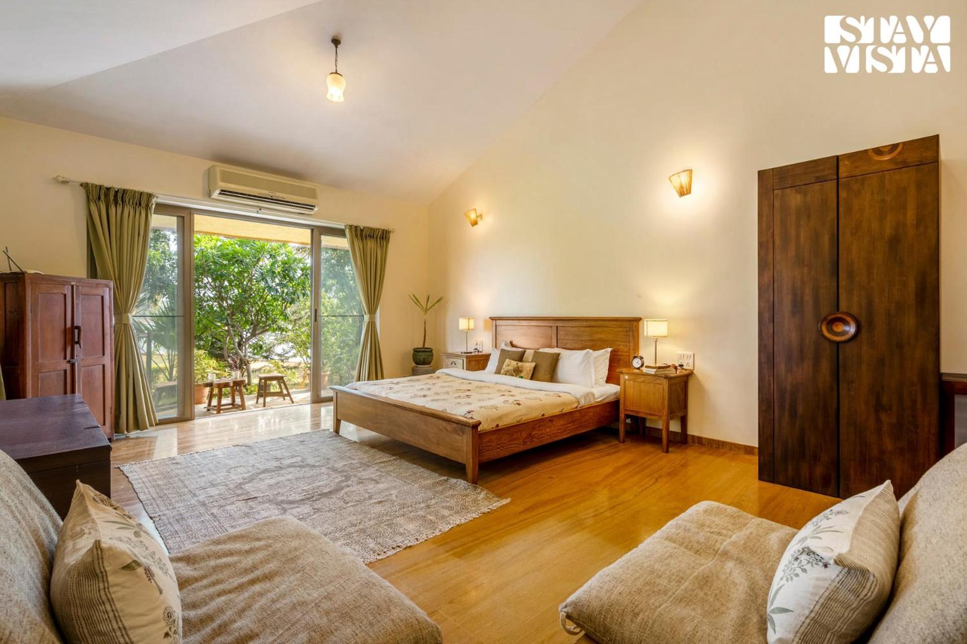 Stayvista At Three Shores With Lake View & Alfresco Dining Khamshet Kültér fotó